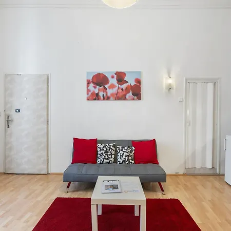 Old Town Home-4 By Interhome * Praga