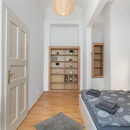 Apartament Old Town Home-4 By Interhome Praga
