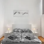 Old Town Home-4 By Interhome * Prague