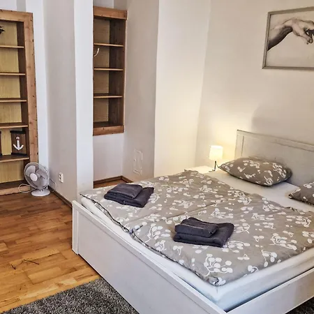 Old Town Home-4 By Interhome Apartamento Praga