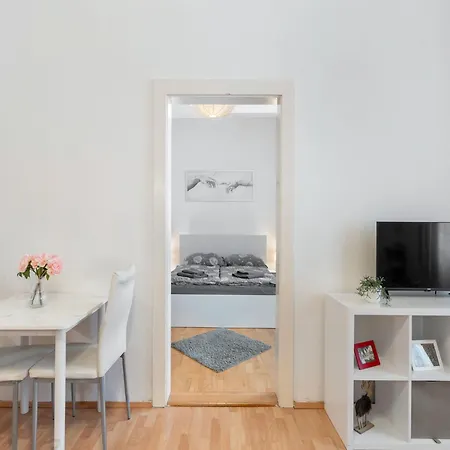 Old Town Home-4 By Interhome Appartement Praag